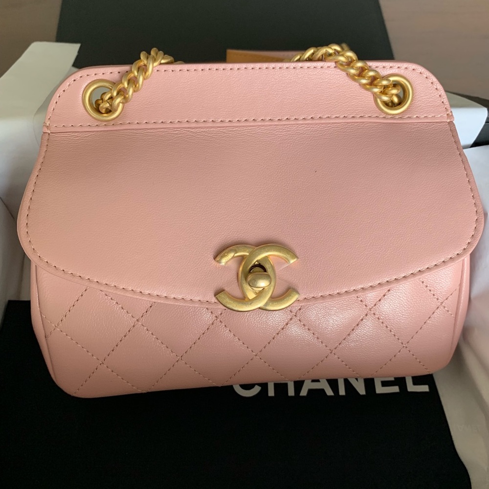 CHANEL Belt Bag